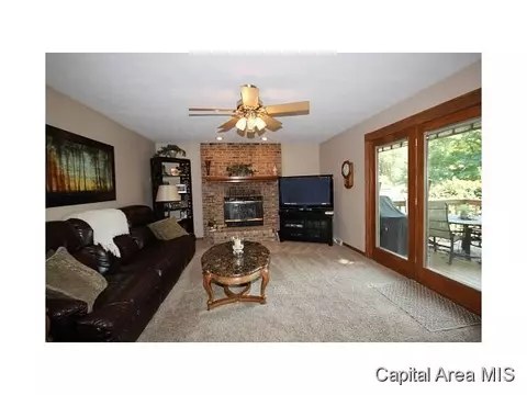 8024 Hunt Rd, Springfield, IL 62712 photo 12
