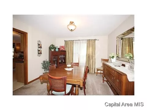 8024 Hunt Rd, Springfield, IL 62712 photo 10