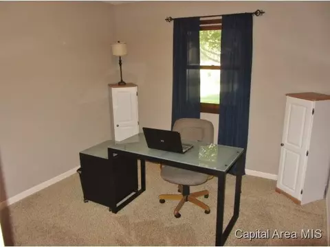 413 Merrymen, Springfield, IL 62704 photo 10