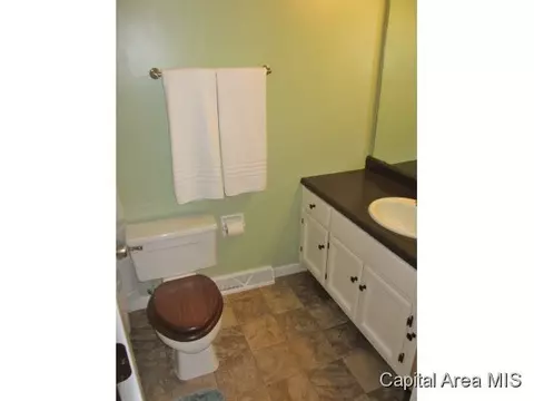 413 Merrymen, Springfield, IL 62704 photo 8