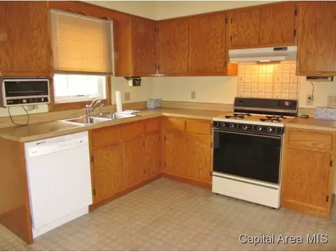 5236 Buford, Springfield, IL 62703 photo 3