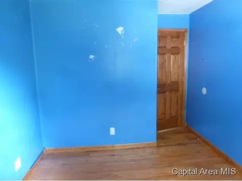 1825 Denton, Springfield, IL 62702 photo 6