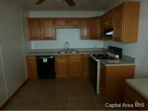 1825 Denton, Springfield, IL 62702 photo 3