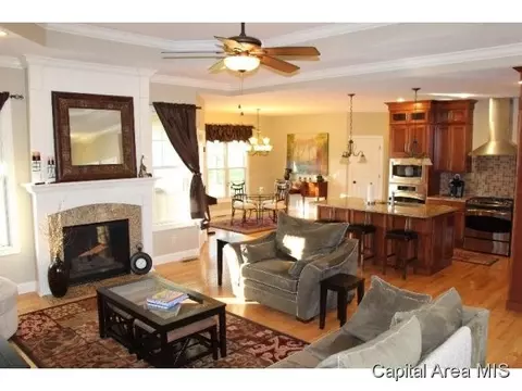 2812 Centennial Dr, Springfield, IL 62711 photo 5