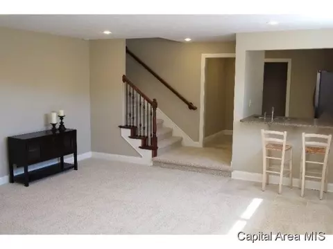 2812 Centennial Dr, Springfield, IL 62711 photo 9