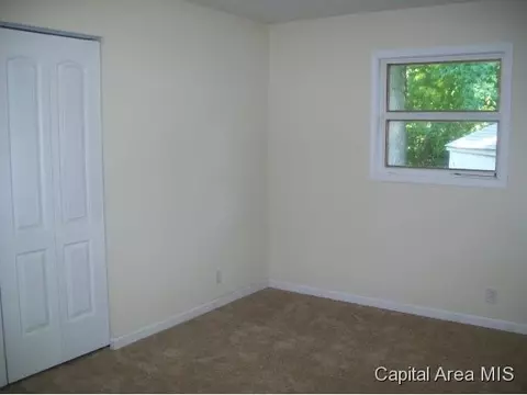 1640 N 3rd, Springfield, IL 62702 photo 8