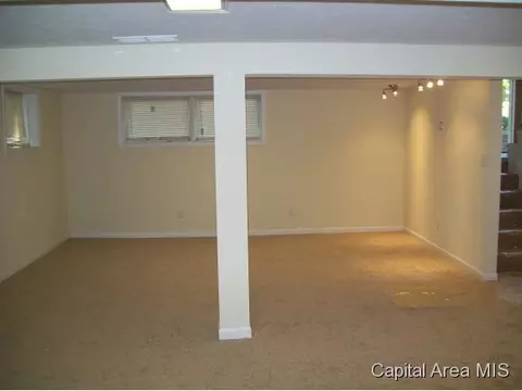 1640 N 3rd, Springfield, IL 62702 photo 13