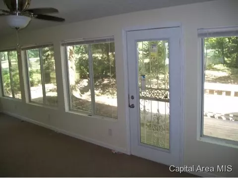 1640 N 3rd, Springfield, IL 62702 photo 14