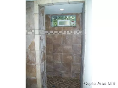 1640 N 3rd, Springfield, IL 62702 photo 10