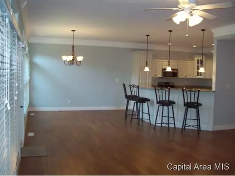 2220 Charlack, Springfield, IL 62704 photo 3