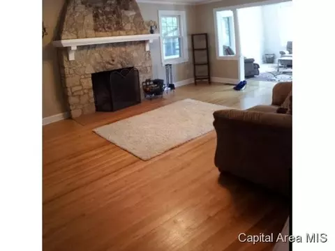 32 Villa Grv, Springfield, IL 62712 photo 8