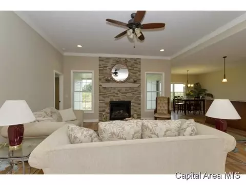 5516 Legacy Ln, Springfield, IL 62711 photo 4