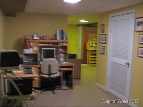 206 Astoria Rd, Springfield, IL 62704 photo 14