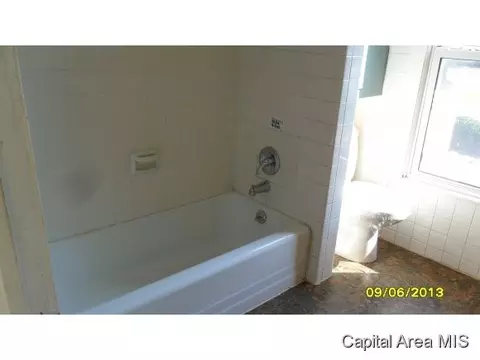 2316 E Laurel, Springfield, IL 62703 photo 9