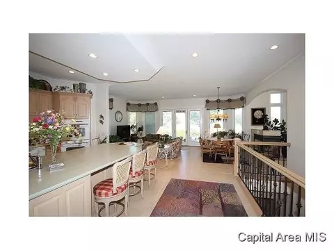 3117 Ironhill Dr, Springfield, IL 62711 photo 8