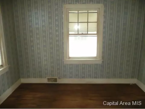 2405 S 8th, Springfield, IL 62703 photo 6