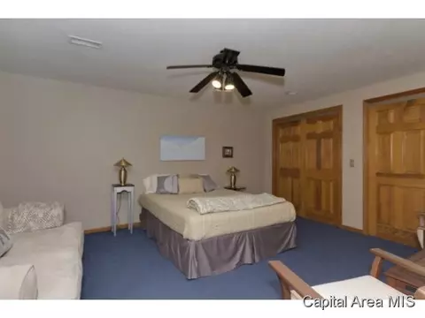 2105 Renwick Dr, Springfield, IL 62704 photo 17