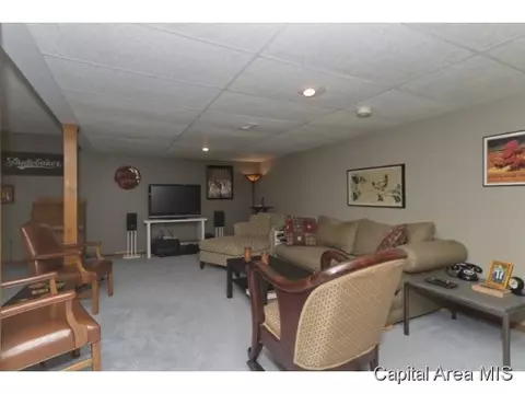 2105 Renwick Dr, Springfield, IL 62704 photo 15