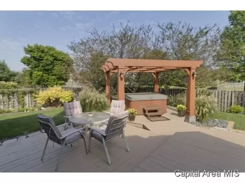 2105 Renwick Dr, Springfield, IL 62704 photo 21