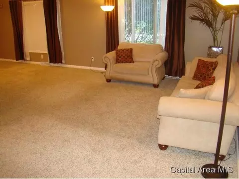 7804 Hunt Rd, Springfield, IL 62712 photo 9