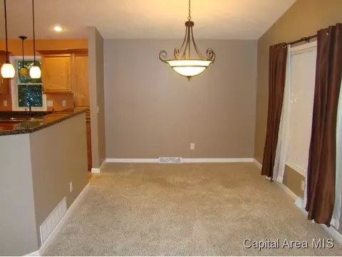 7804 Hunt Rd, Springfield, IL 62712 photo 11
