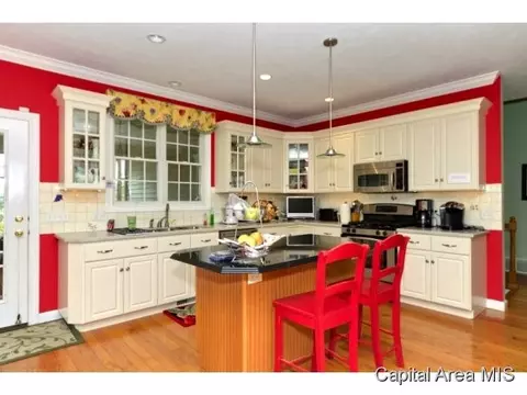2333 Tara Ln, Springfield, IL 62704 photo 9