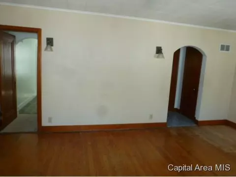 2404 S Lowell, Springfield, IL 62704 photo 9