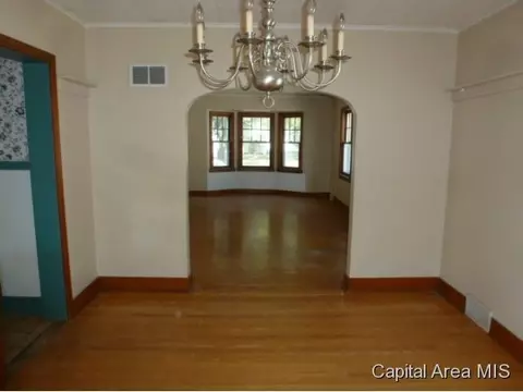 2404 S Lowell, Springfield, IL 62704 photo 11