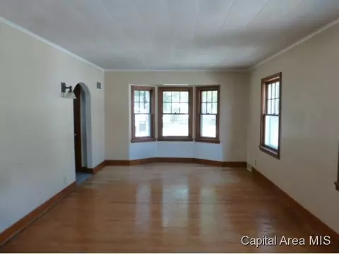 2404 S Lowell, Springfield, IL 62704 photo 8