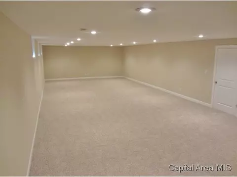 2528 Wydown, Springfield, IL 62704 photo 14