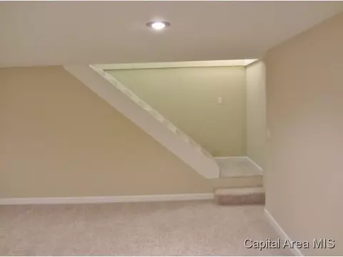 2528 Wydown, Springfield, IL 62704 photo 15