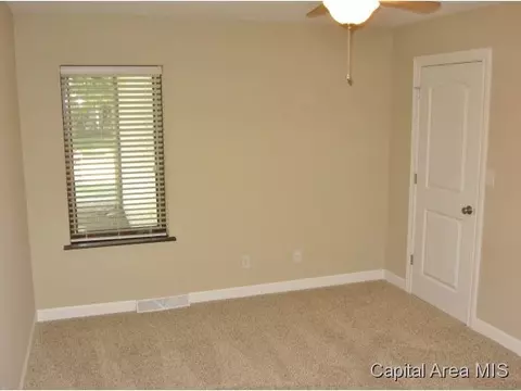 2528 Wydown, Springfield, IL 62704 photo 12