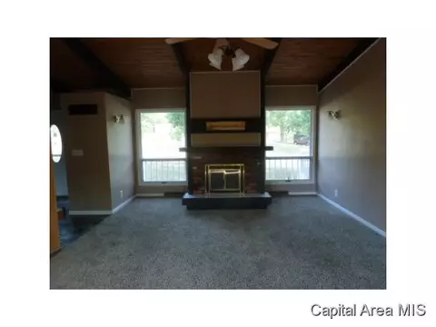 3119 E Fitzgerald, Decatur, IL 62521 photo 5