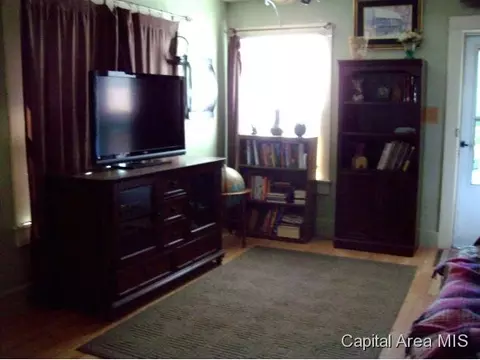 2344 S 4th St, Springfield, IL 62704 photo 5
