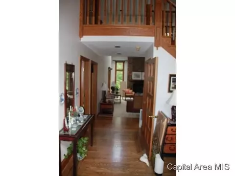 804 Coventry Pt, Springfield, IL 62702 photo 4