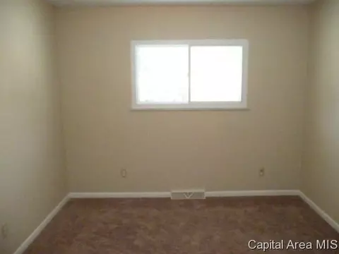 2112 Briarcliff Dr, Springfield, IL 62704 photo 11