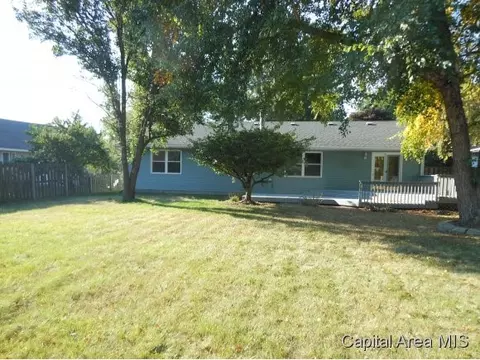 1113 Bugle Ct, Springfield, IL 62712 photo 3