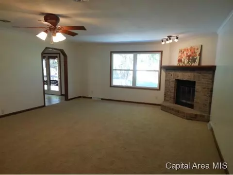 1113 Bugle Ct, Springfield, IL 62712 photo 5