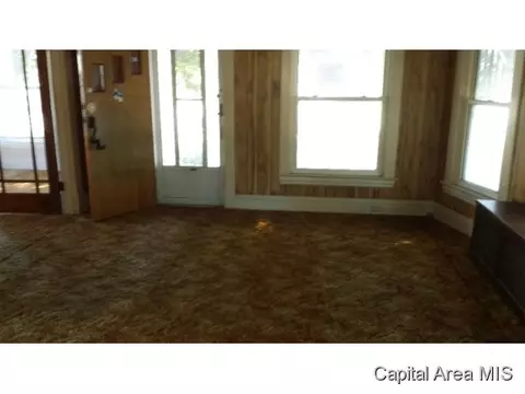 404 W Central Ave, Benld, IL 62009 photo 2