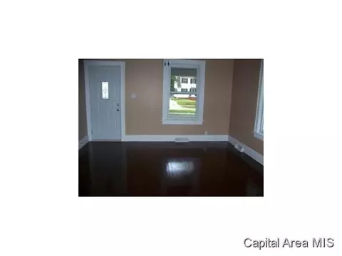2433 Yale Blvd, Springfield, IL 62703 photo 5