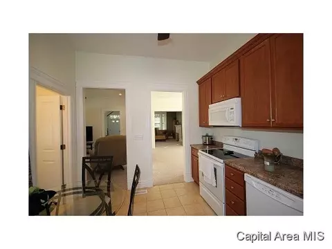1011 N 6th St, Springfield, IL 62702 photo 10