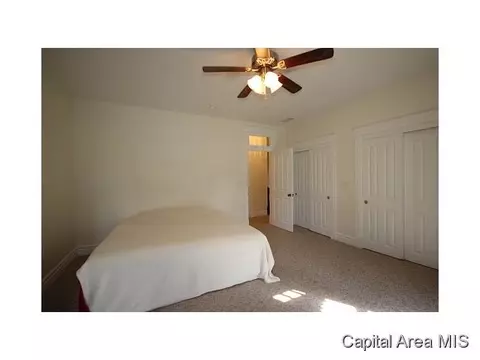 1011 N 6th St, Springfield, IL 62702 photo 19