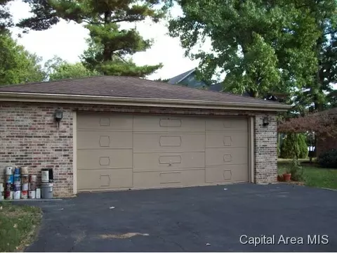 224 Maple Grove Ln, Springfield, IL 62712 photo 3