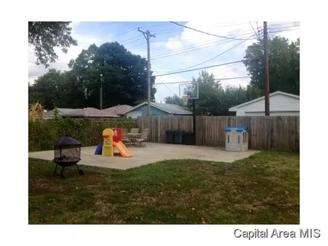 1800 N 22nd, Springfield, IL 62702 photo 12
