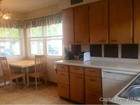 1800 N 22nd, Springfield, IL 62702 photo 4