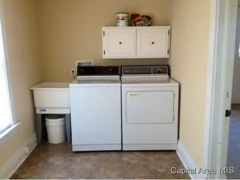 1037 W Washington, Springfield, IL 62704 photo 9