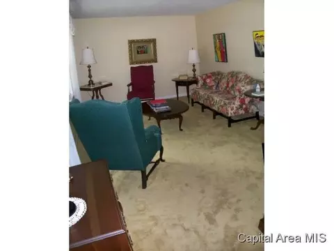49 Interlacken, Springfield, IL 62704 photo 7