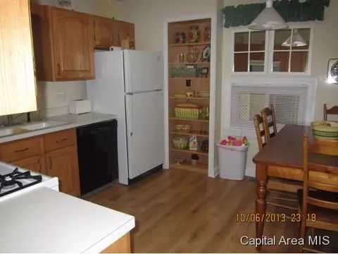 1207 W Ash Street St, Springfield, IL 62704 photo 7