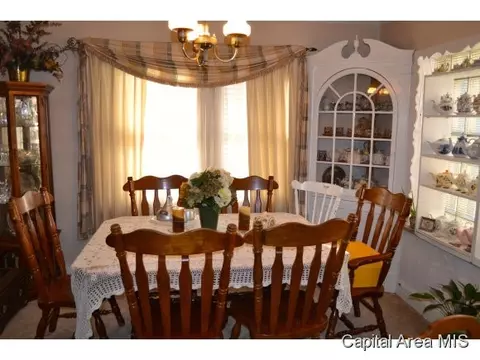 2524 S 8th, Springfield, IL 62703 photo 7