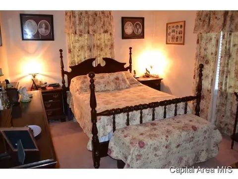2524 S 8th, Springfield, IL 62703 photo 9